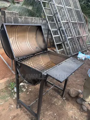 Barbecue Stand