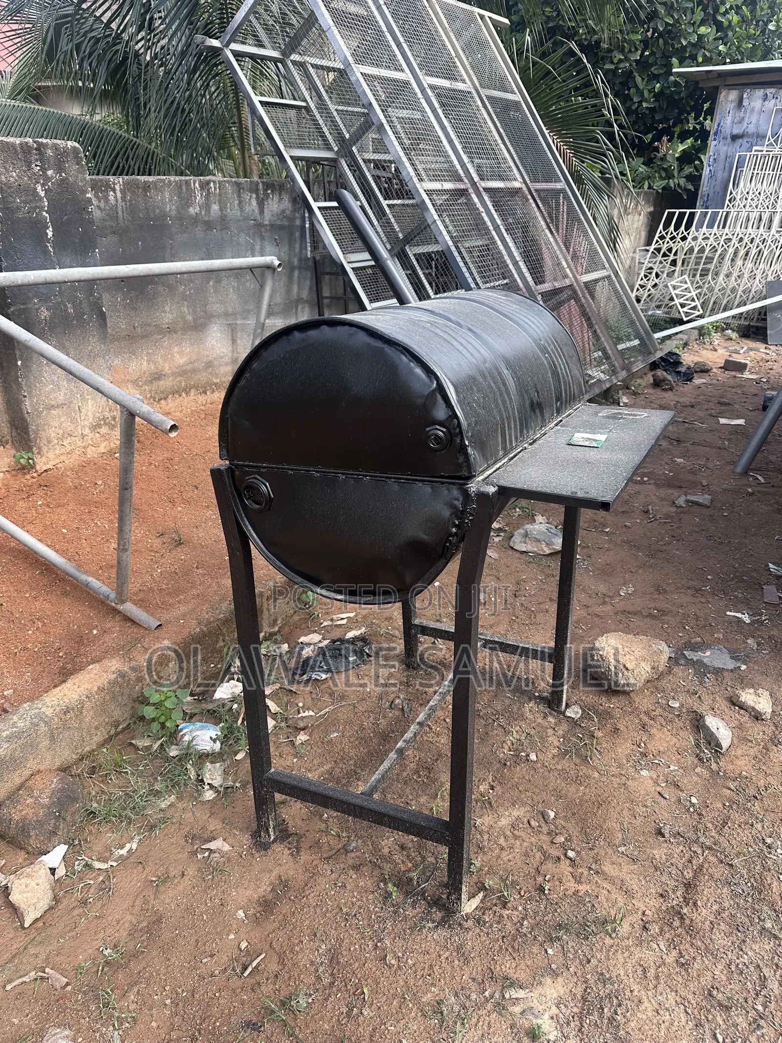 Barbecue Stand
