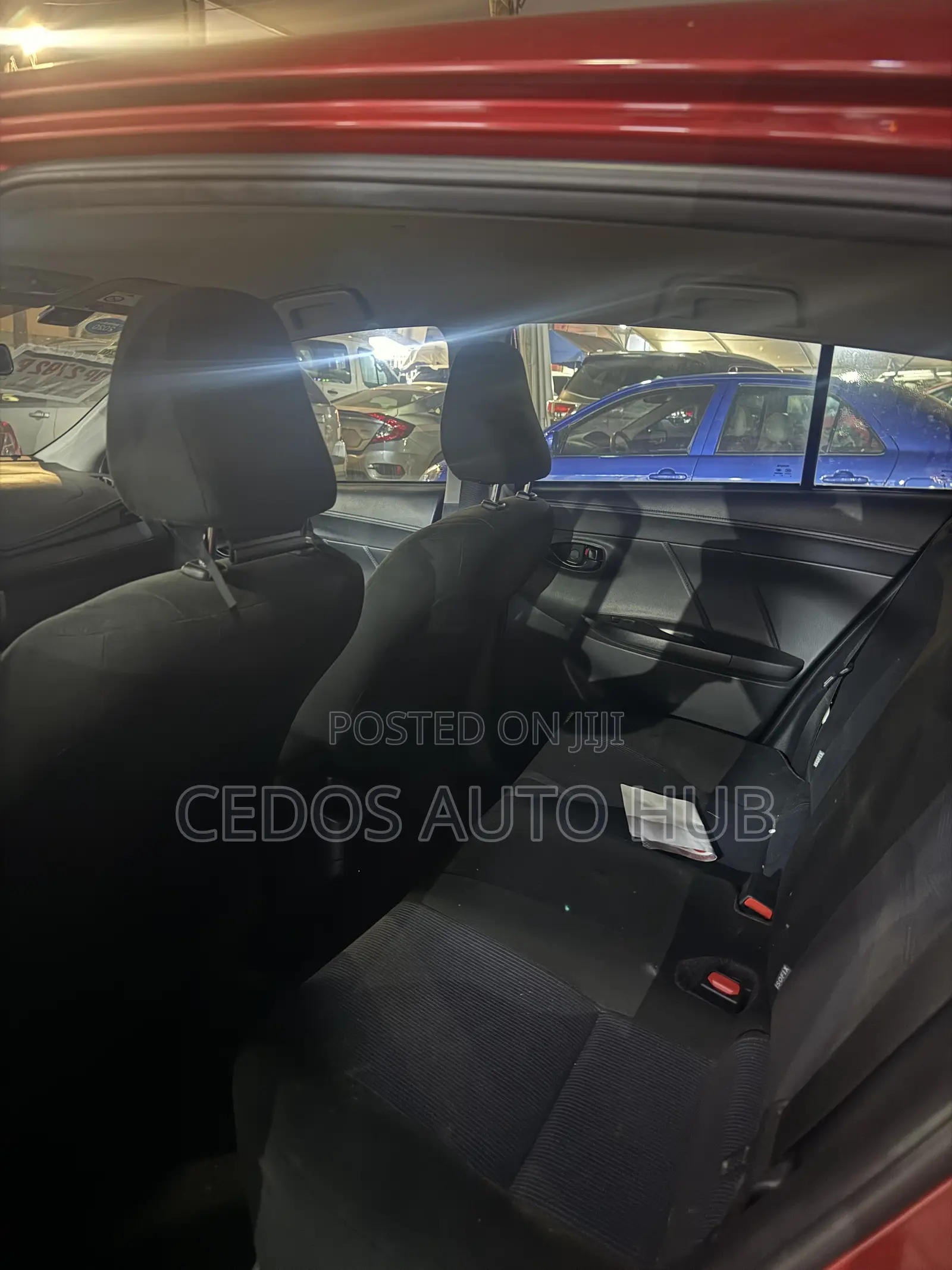 Toyota Yaris L Hatchback 5dr 2018 Burgundy