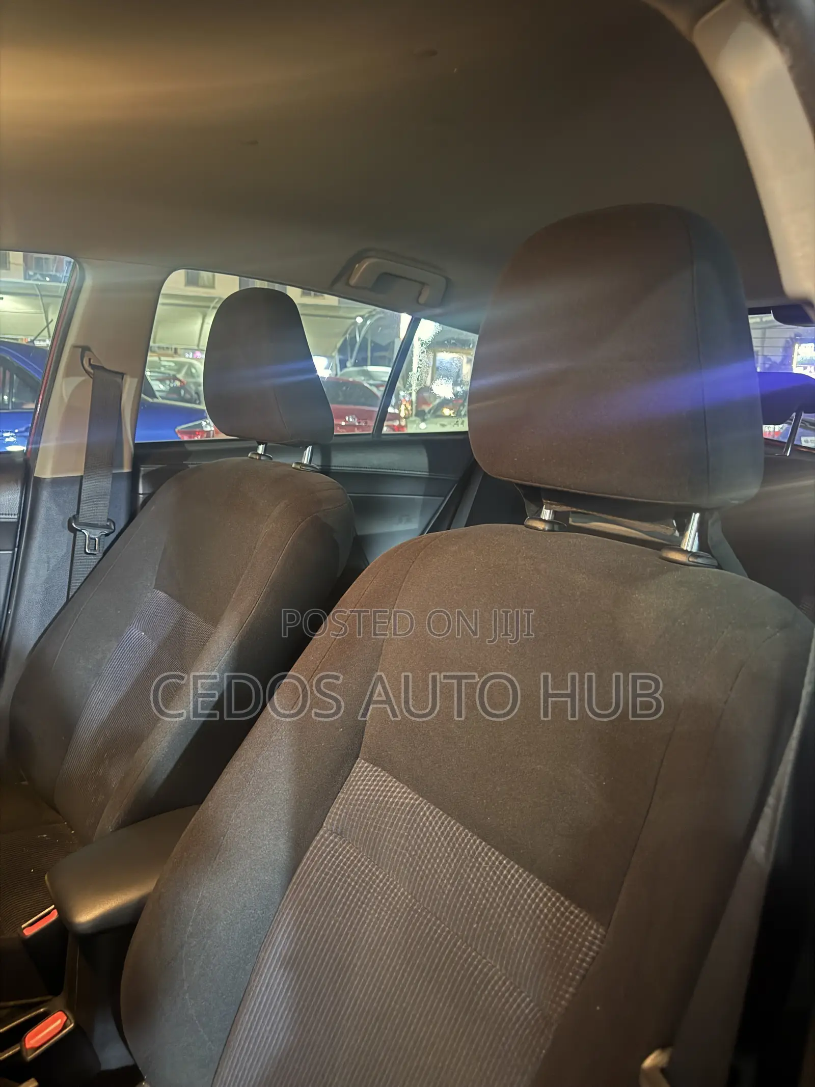 Toyota Yaris L Hatchback 5dr 2018 Burgundy
