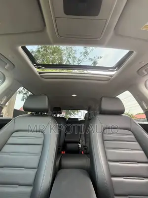 Honda CR-V 2023 White