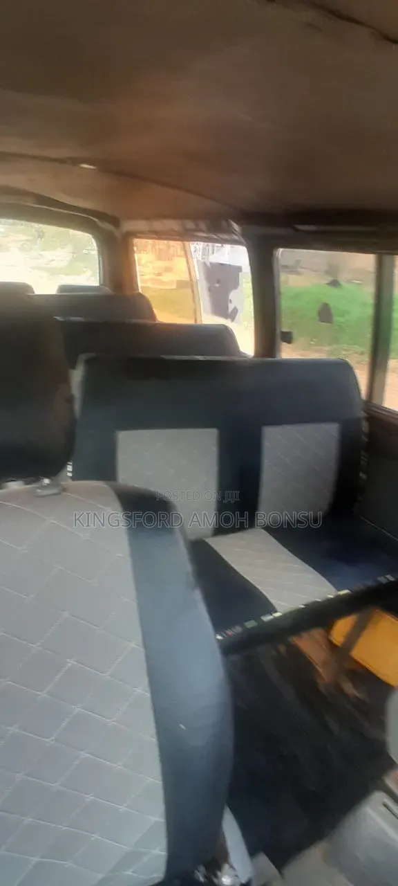 Toyota HiAce 2012 Black