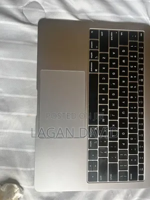 Laptop Apple MacBook Air 2020 16GB Intel Core i7 SSD 512GB