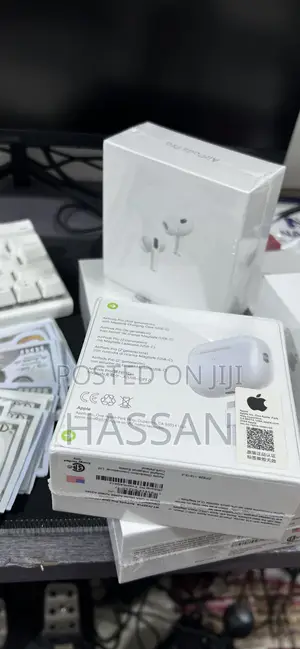 AirPods Pro 2 + Free Silicone Case