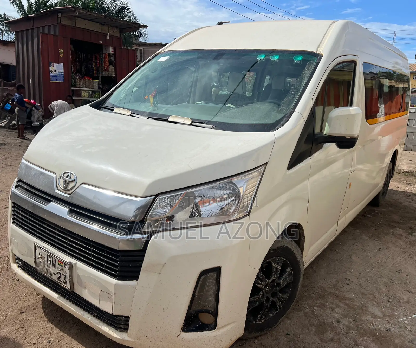 Toyota HiAce 2023 White