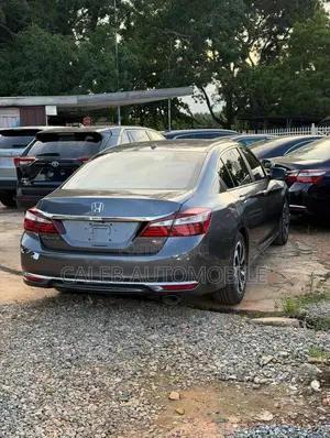 Honda Accord 2017 Gray