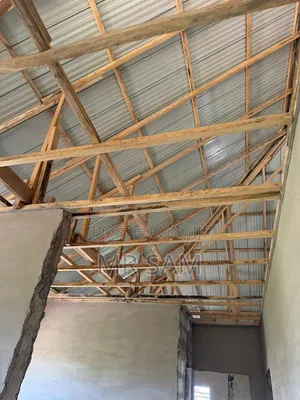 5bdrm House in Sam Properties, Amasaman for sale