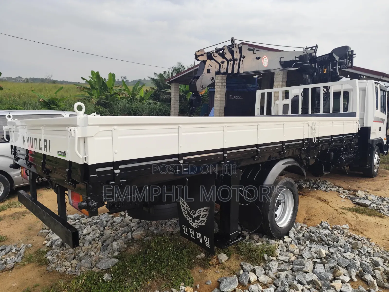 Heavy Duty Crane. New Arrival.