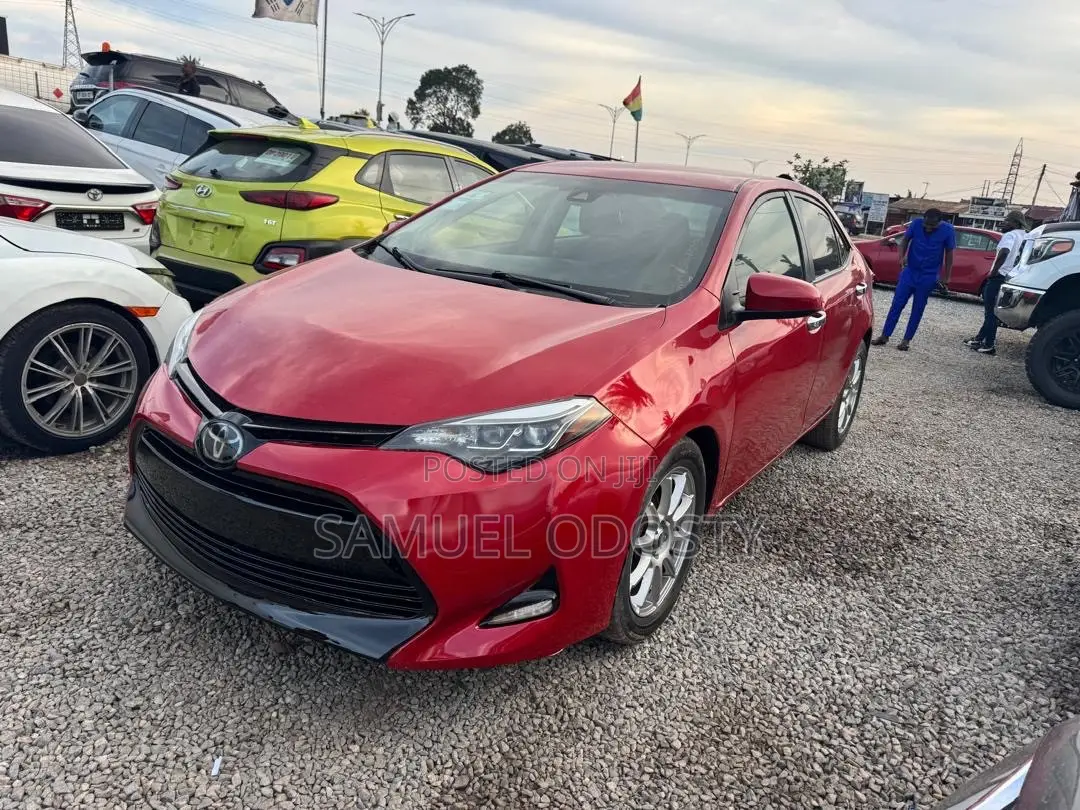 Toyota Corolla LE (1.8L 4cyl 2A) 2018 Red