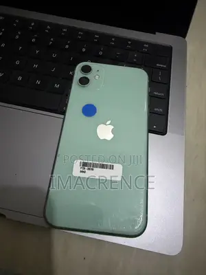 Apple iPhone 11 64 GB Green