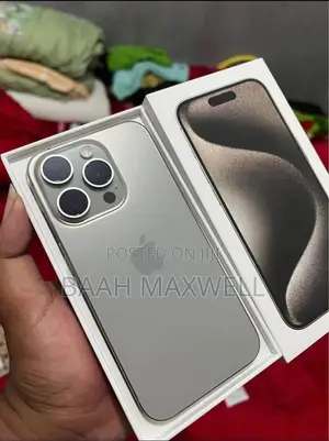 Apple iPhone 15 Pro Max 256 GB Silver