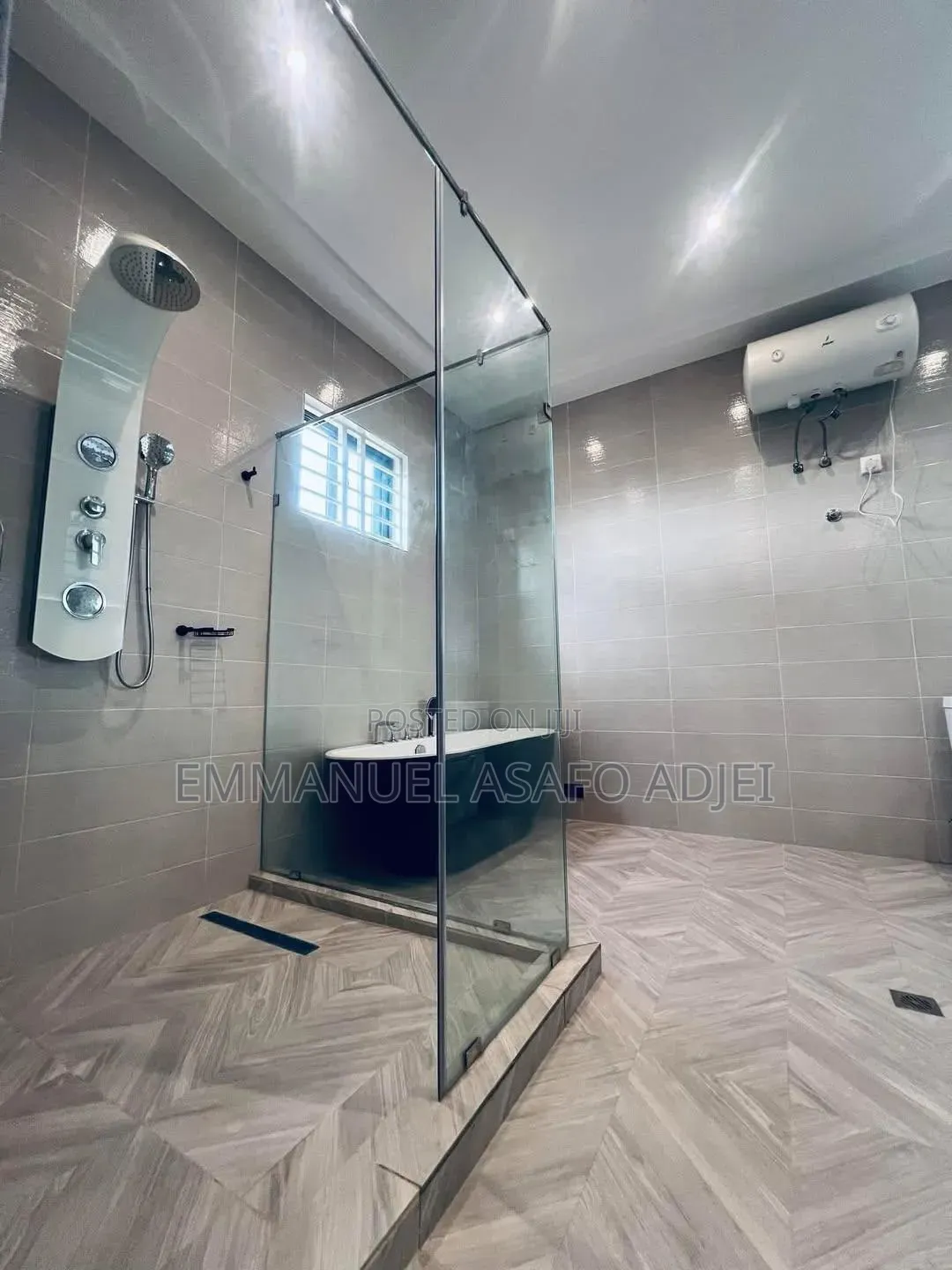 Furnished 5bdrm Apartment in Oblogo for sale
