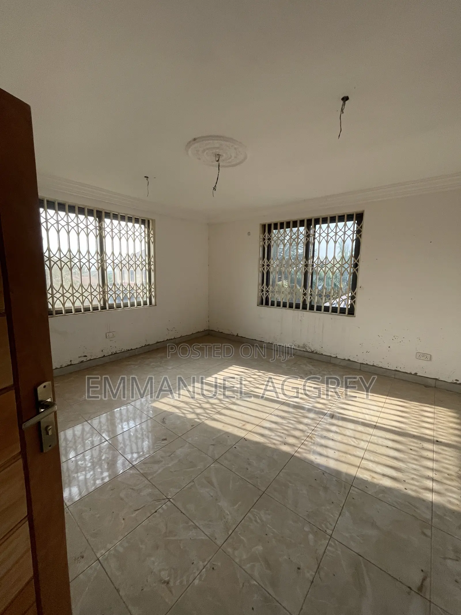 Chamber Hall /Single Self-Contained Available for Rent in Gbetsile