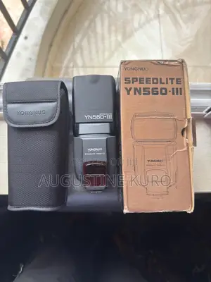 Nikon Speedlight SB-900 Professional Camera Flash
