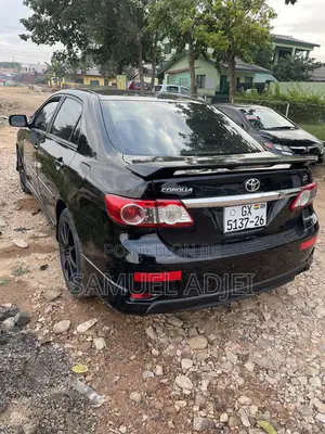 Toyota Corolla 2013 Black