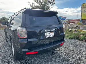 Toyota 4-Runner 2016 Black