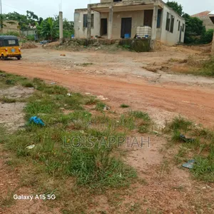 80ft×90ft Plots of Land for Sale @ Pakyi No.2