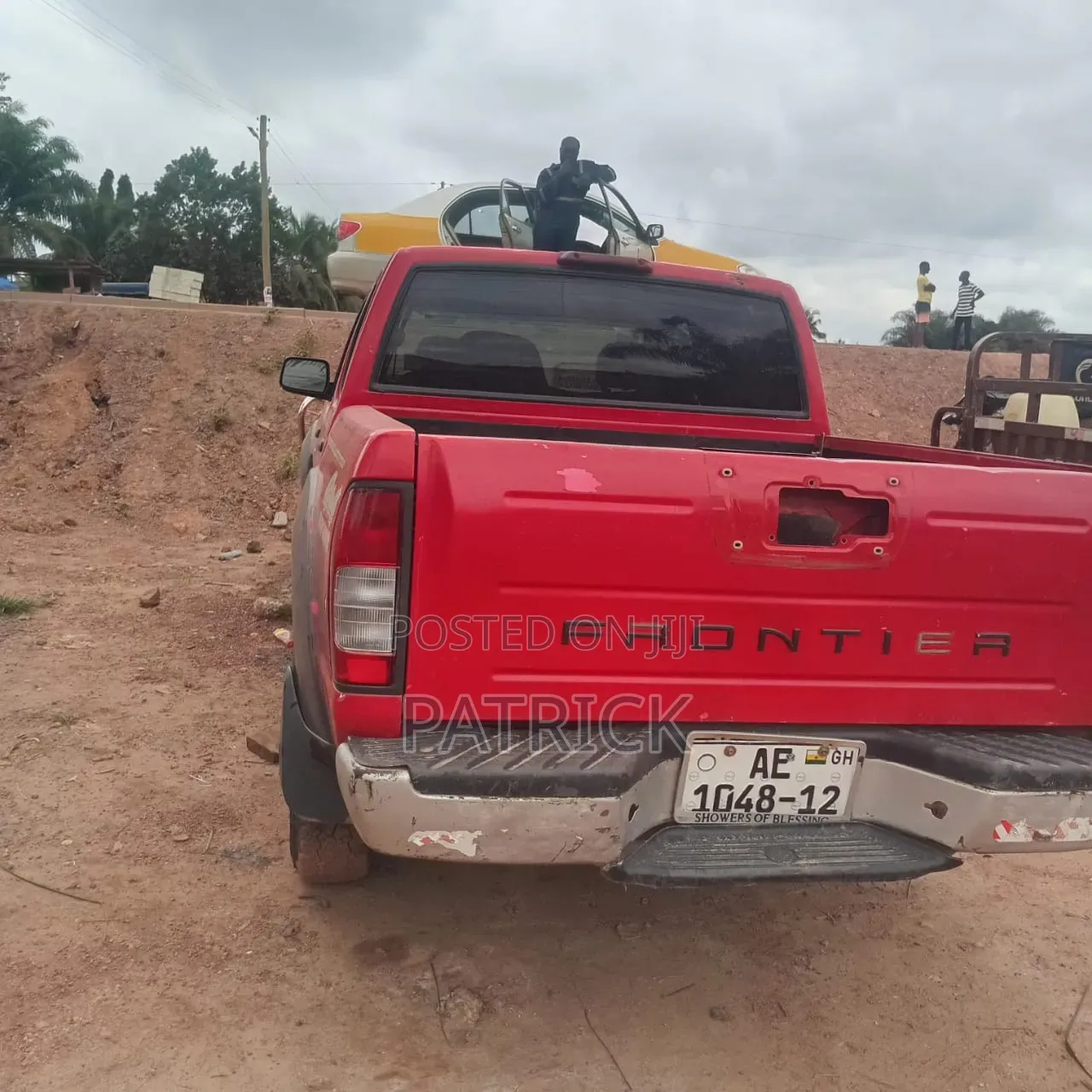 Nissan Frontier Standard 4x2 King Cab 116.1 in. WB 2003 Red