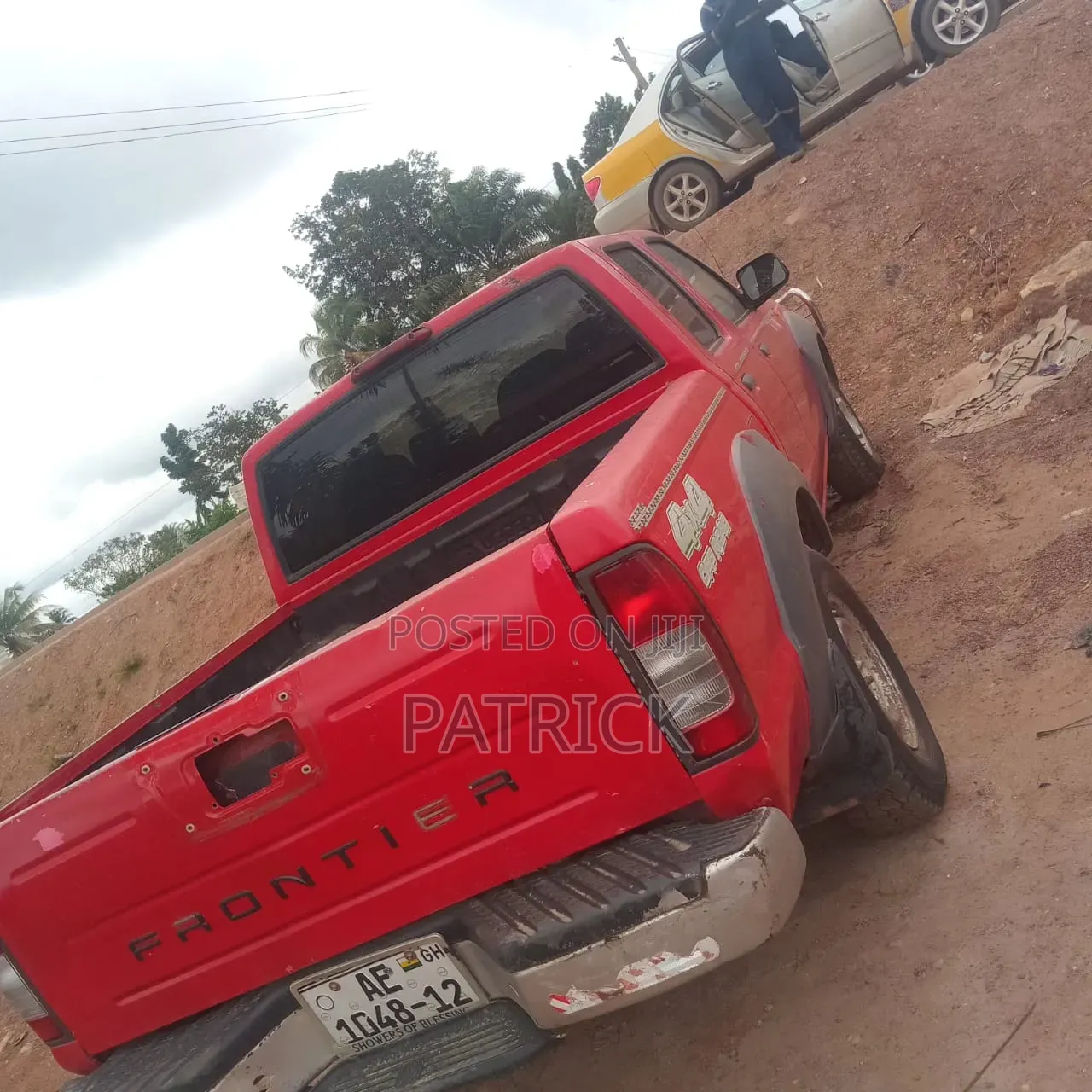 Nissan Frontier Standard 4x2 King Cab 116.1 in. WB 2003 Red
