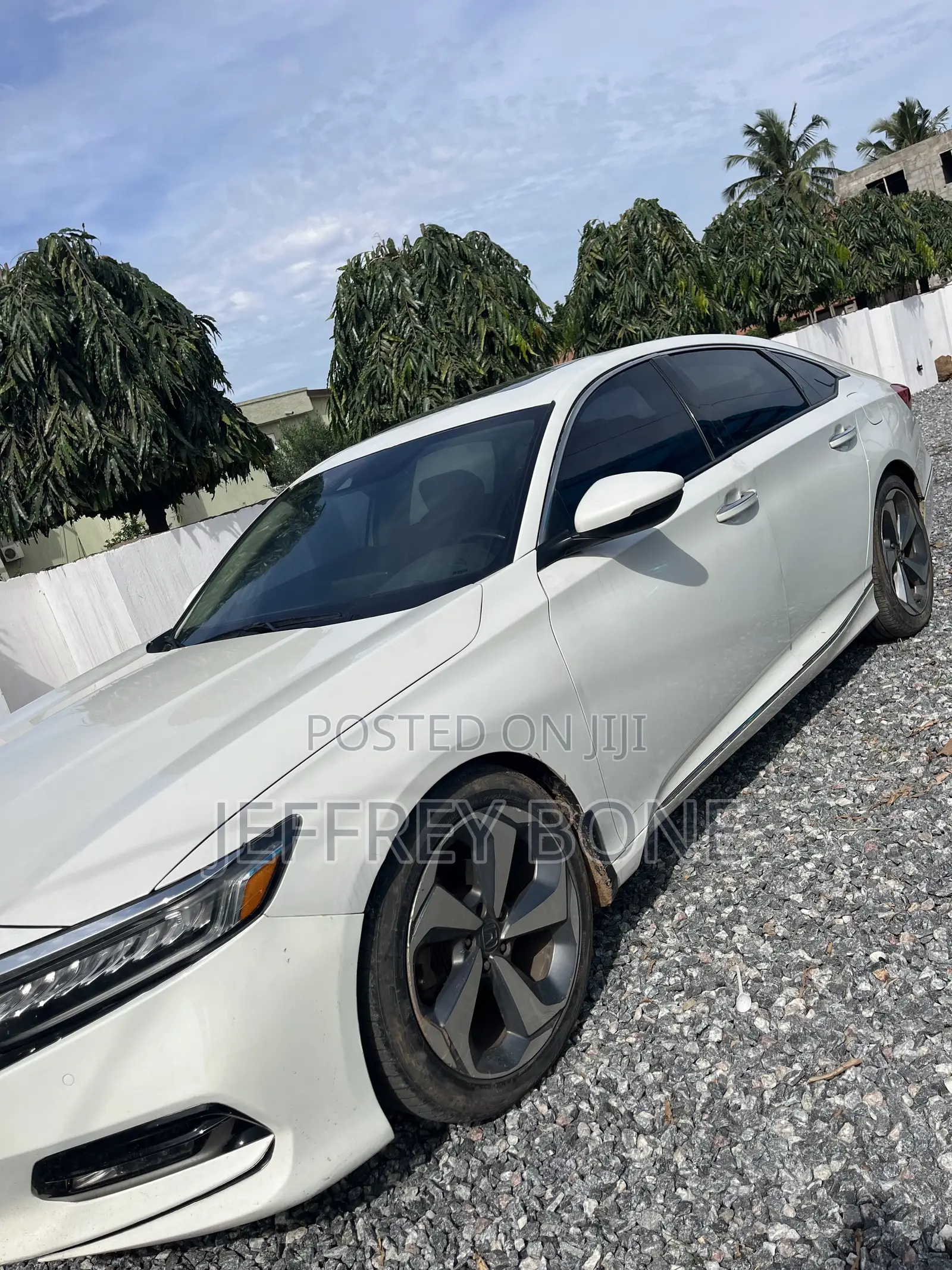 Honda Accord Touring 2018 White