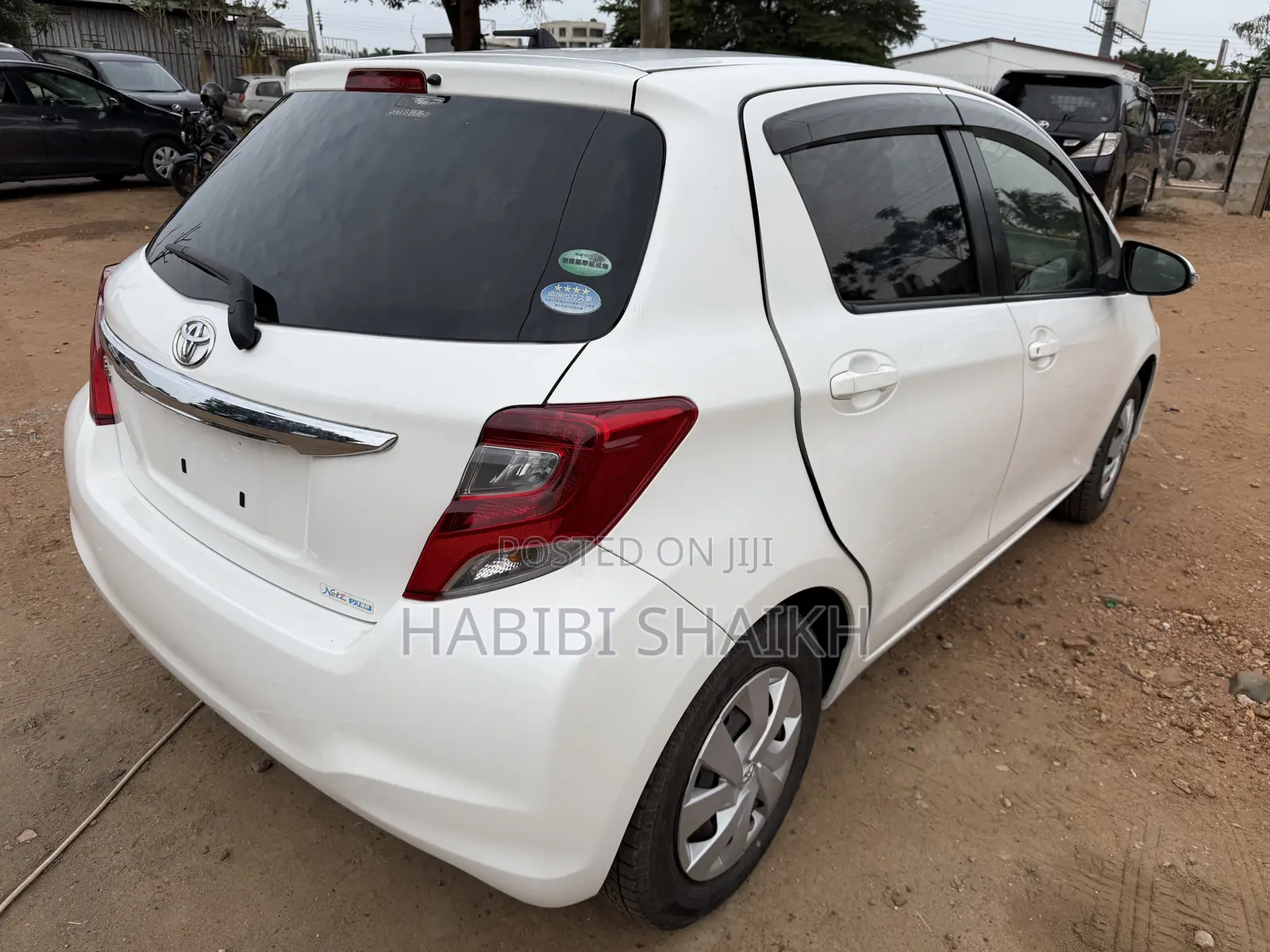 Toyota Vitz 1.3 FWD 5dr 2016 White