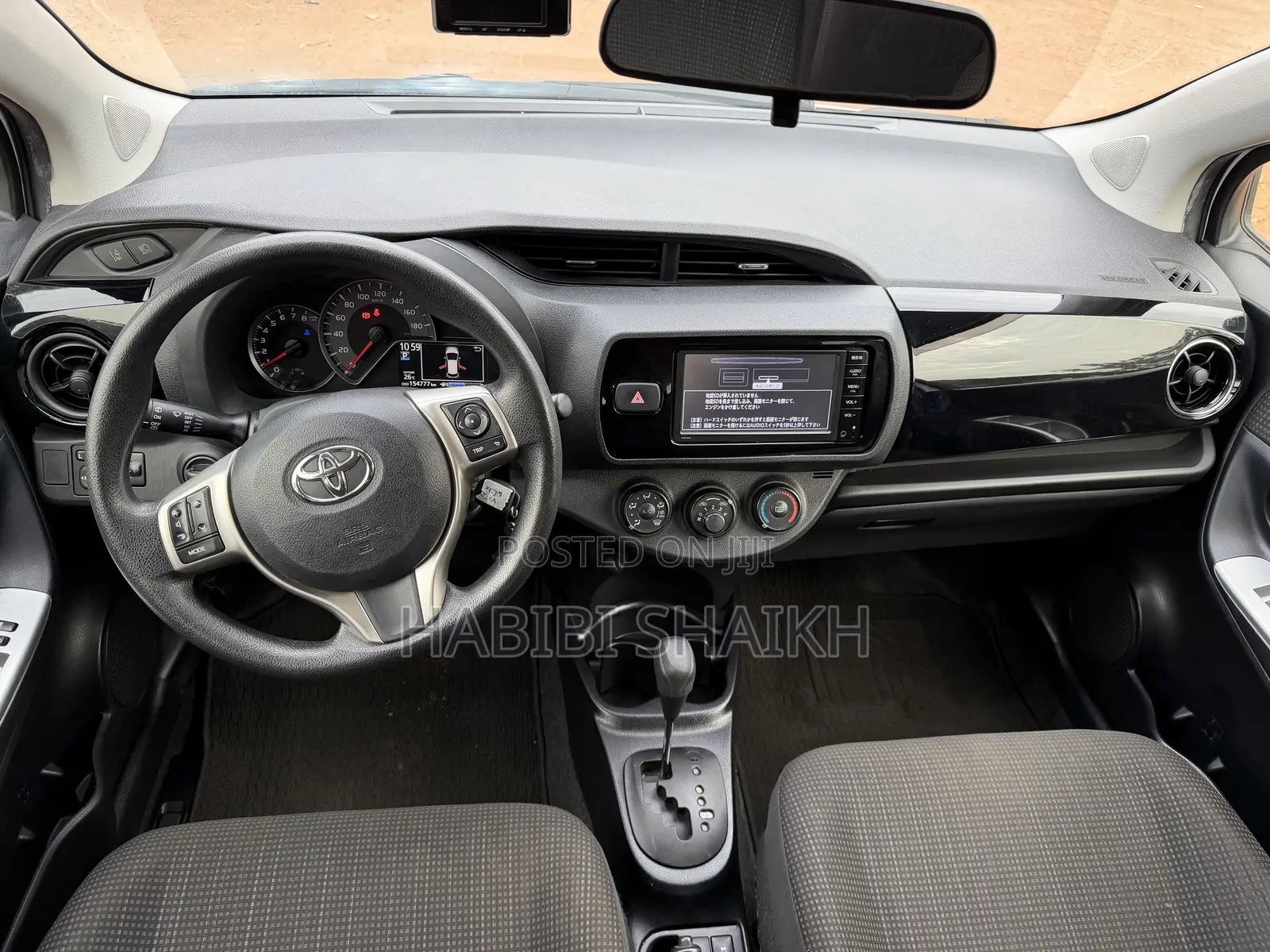 Toyota Vitz 1.3 FWD 5dr 2016 White