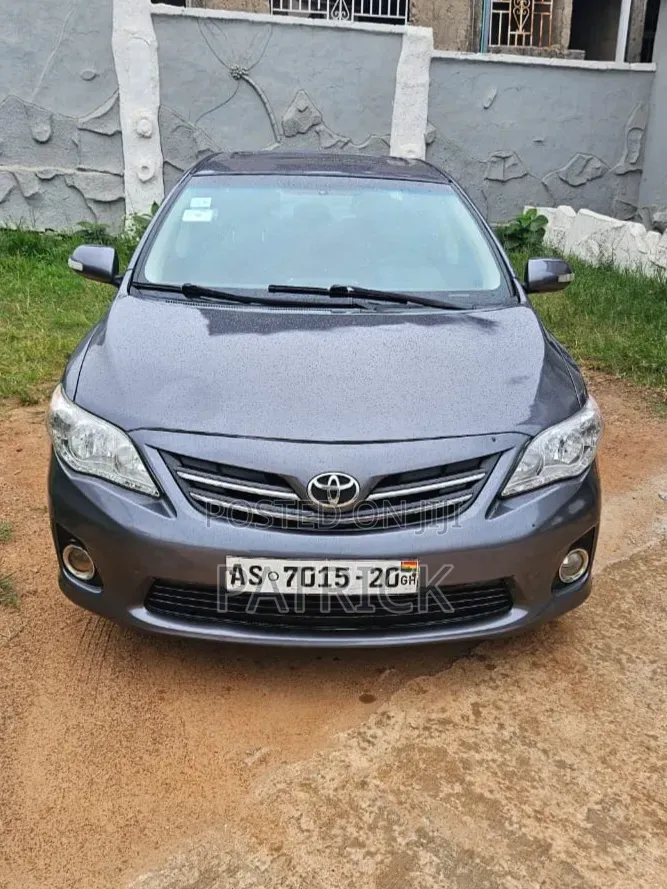 Toyota Corolla S 4dr Sedan (1.8L 4cyl 4A) 2012 Gray