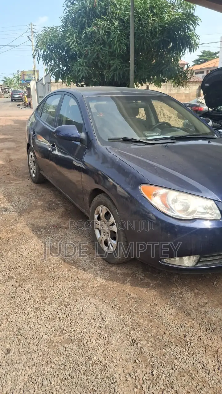 Hyundai Elantra 2010 Blue