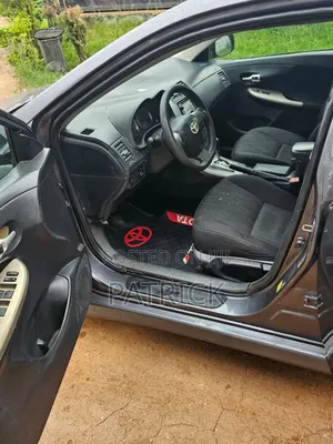Toyota Corolla S 4dr Sedan (1.8L 4cyl 4A) 2012 Gray