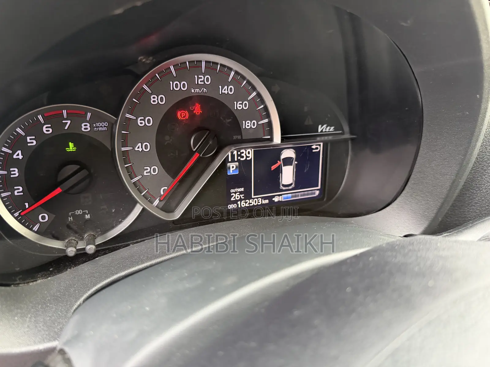 Toyota Vitz 1.3 FWD 5dr 2014 Gray