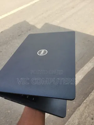 Laptop Dell Latitude 3500 8GB Intel Core i7 HDD+SSD 256GB