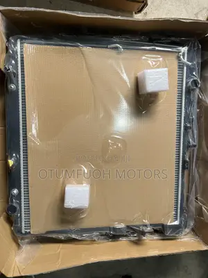 Toyota Tundra 2023 2024 2025 Radiator (Water Tank)