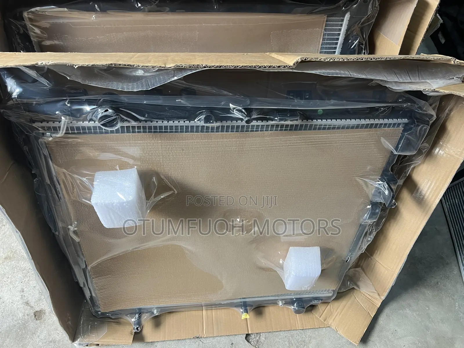 Toyota Tundra 2023 2024 2025 Radiator (Water Tank)