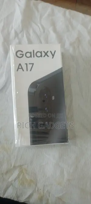 New Samsung Galaxy A17 5G 256 GB Black