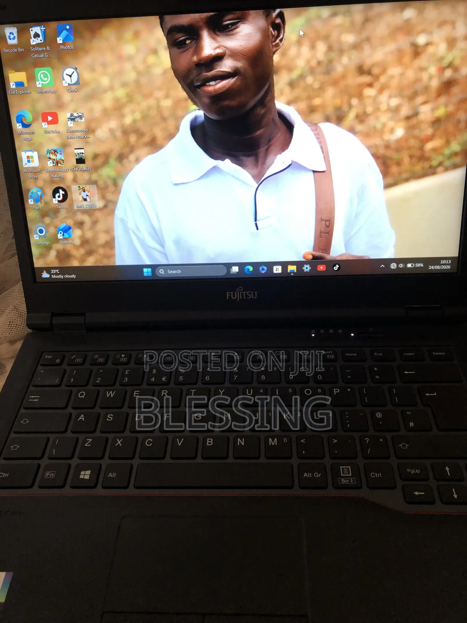 Laptop Fujitsu Lifebook E5411 8GB Intel Core i5 SSD 256GB