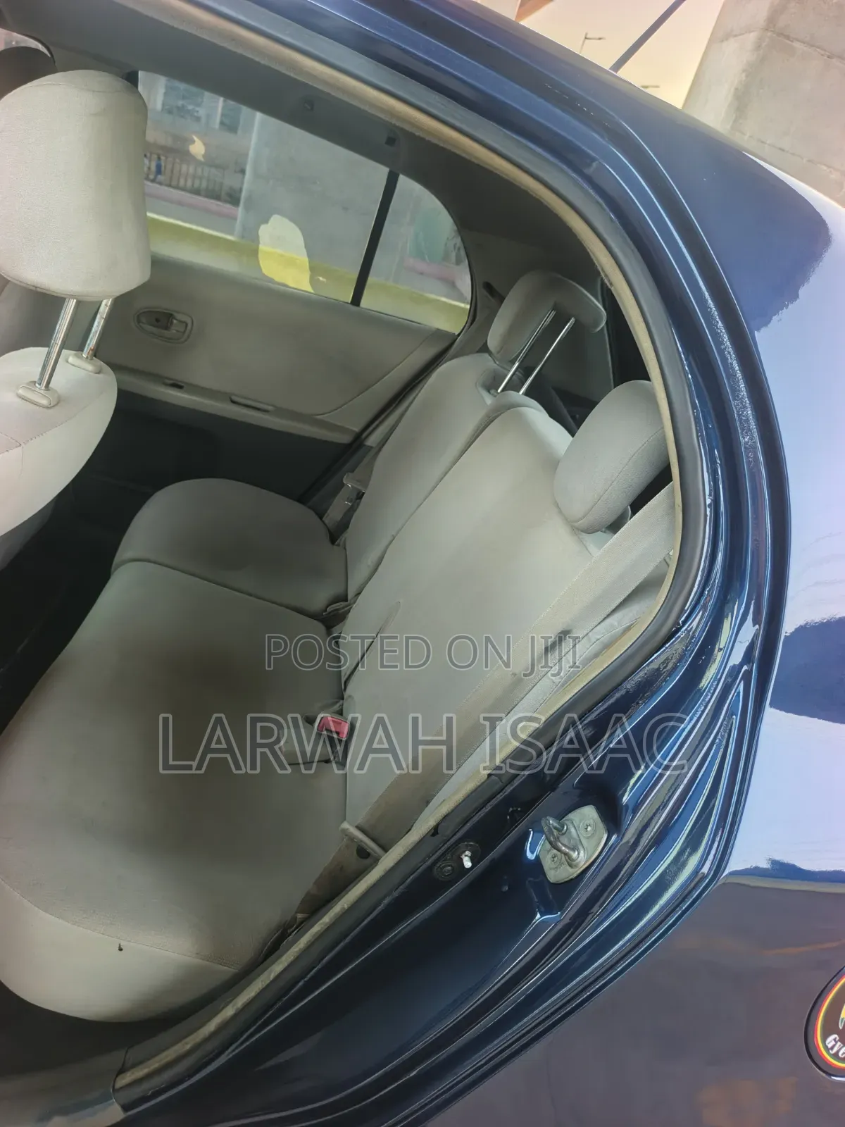 Toyota Vitz 1.5 FWD 5dr 2010 Blue