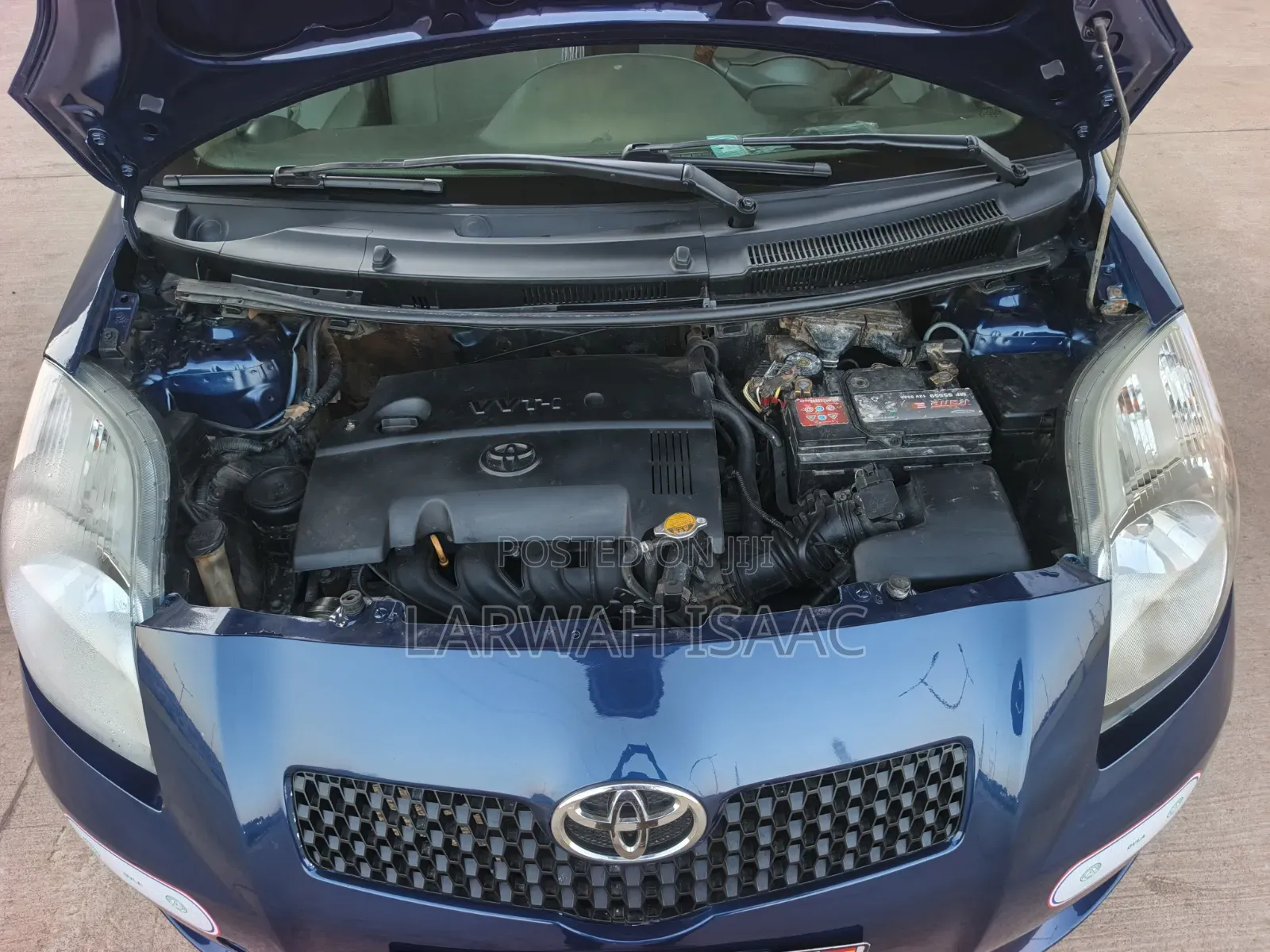 Toyota Vitz 1.5 FWD 5dr 2010 Blue