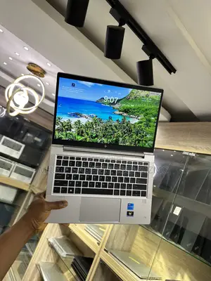 Laptop HP EliteBook 640 G9 16GB Intel Core i5 SSD 512GB