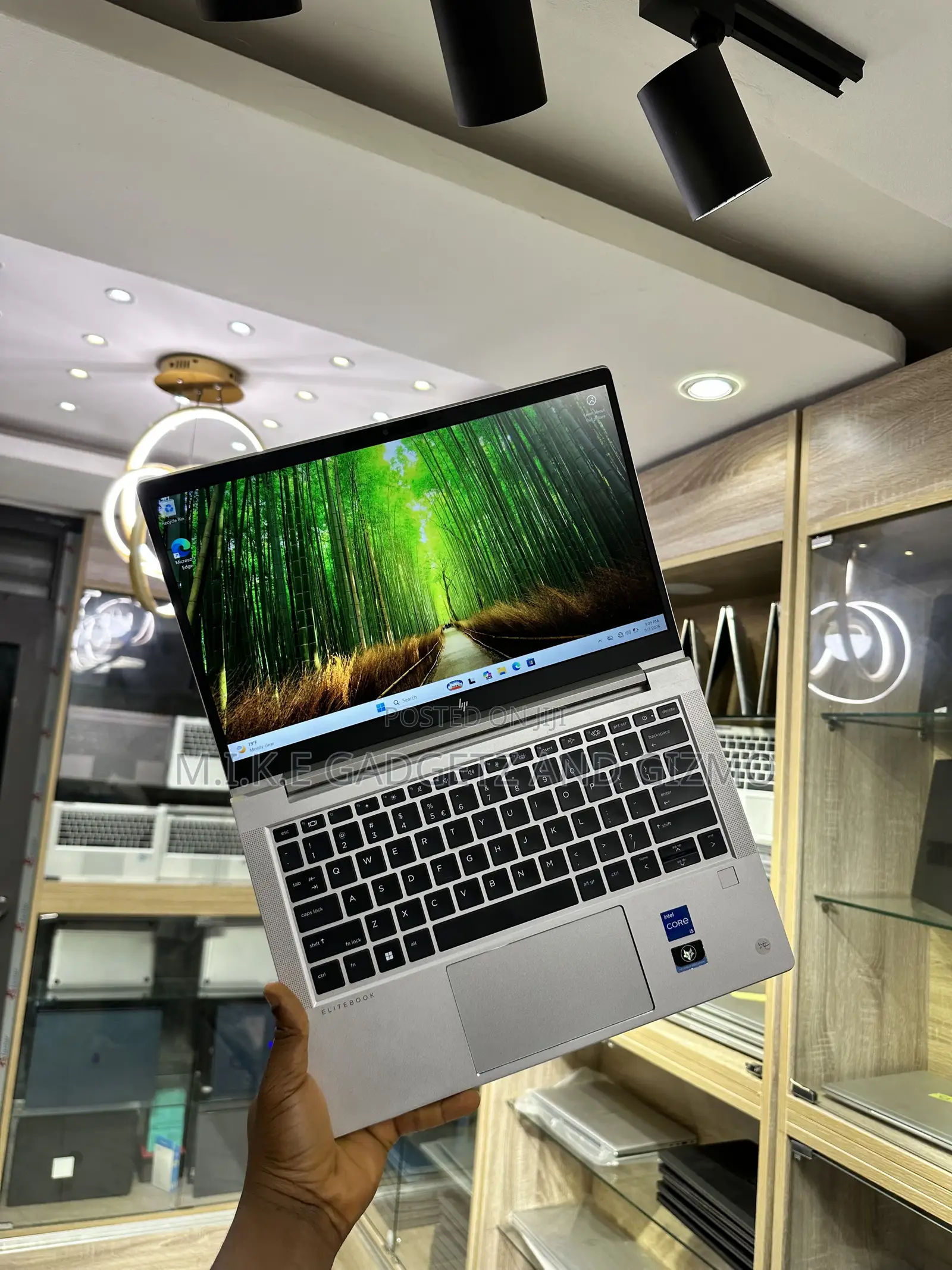 Laptop HP EliteBook 640 G9 16GB Intel Core i5 SSD 512GB