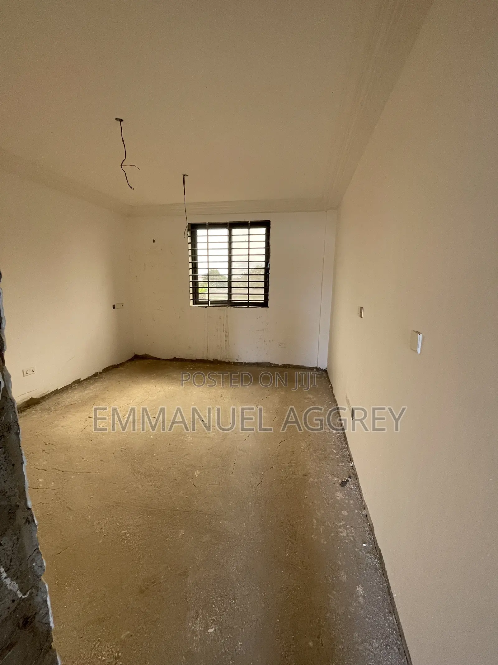 Chamber Hall/Single Room Self-Contained Available for Rent in Kasoa
