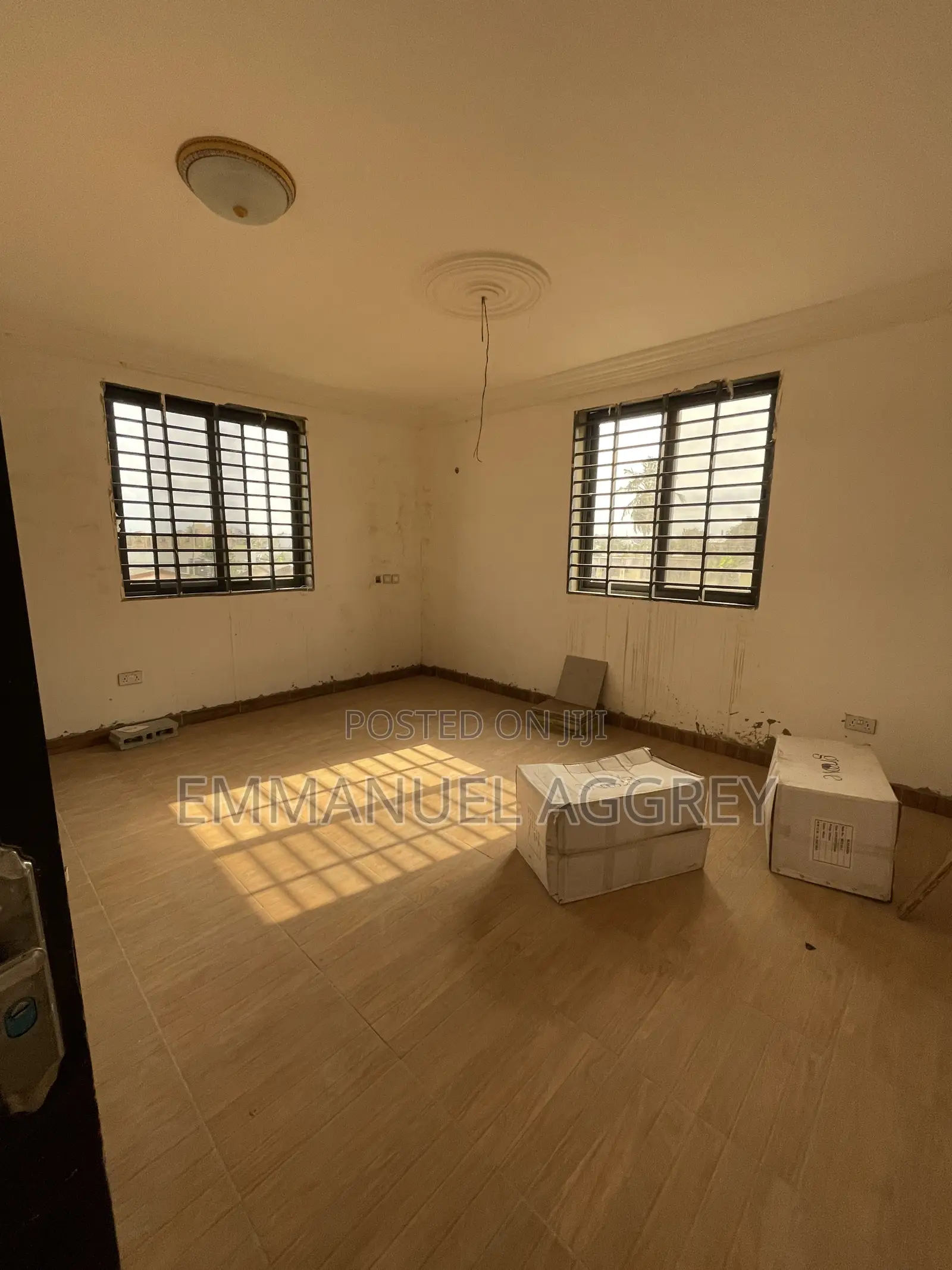 Chamber Hall/Single Room Self-Contained Available for Rent in Kasoa