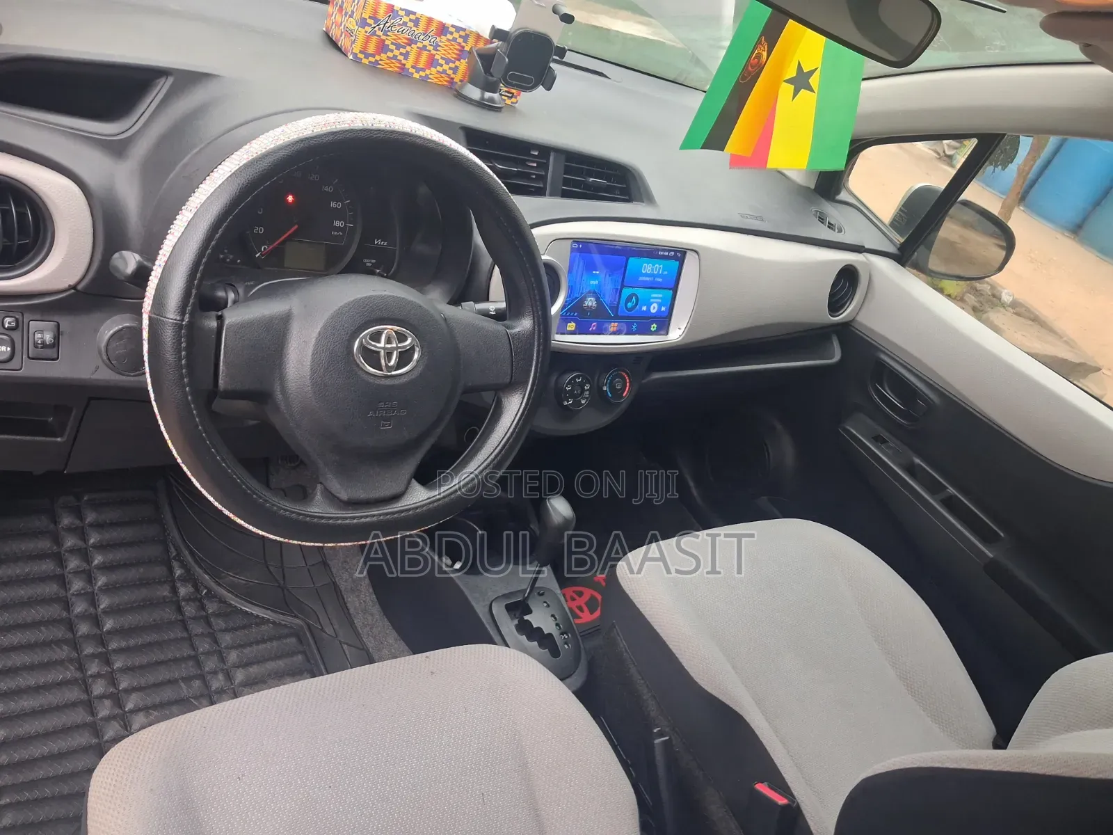 Toyota Vitz 2012 Gray