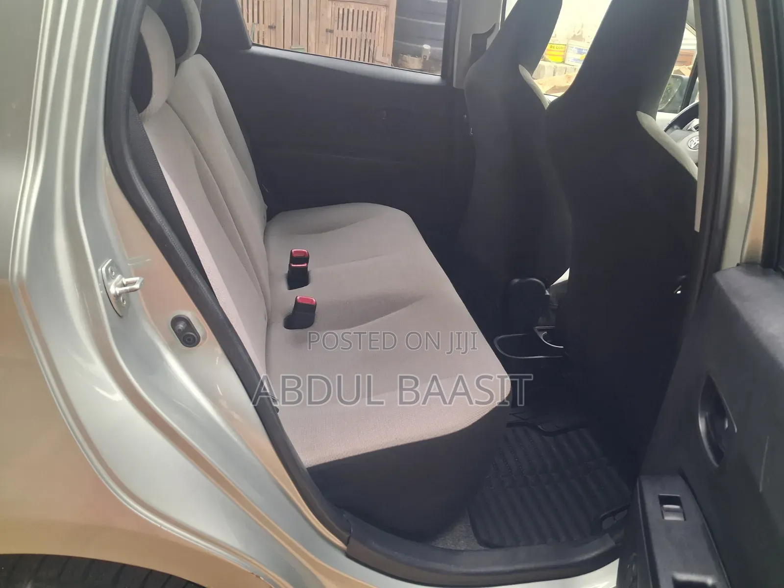 Toyota Vitz 2012 Gray