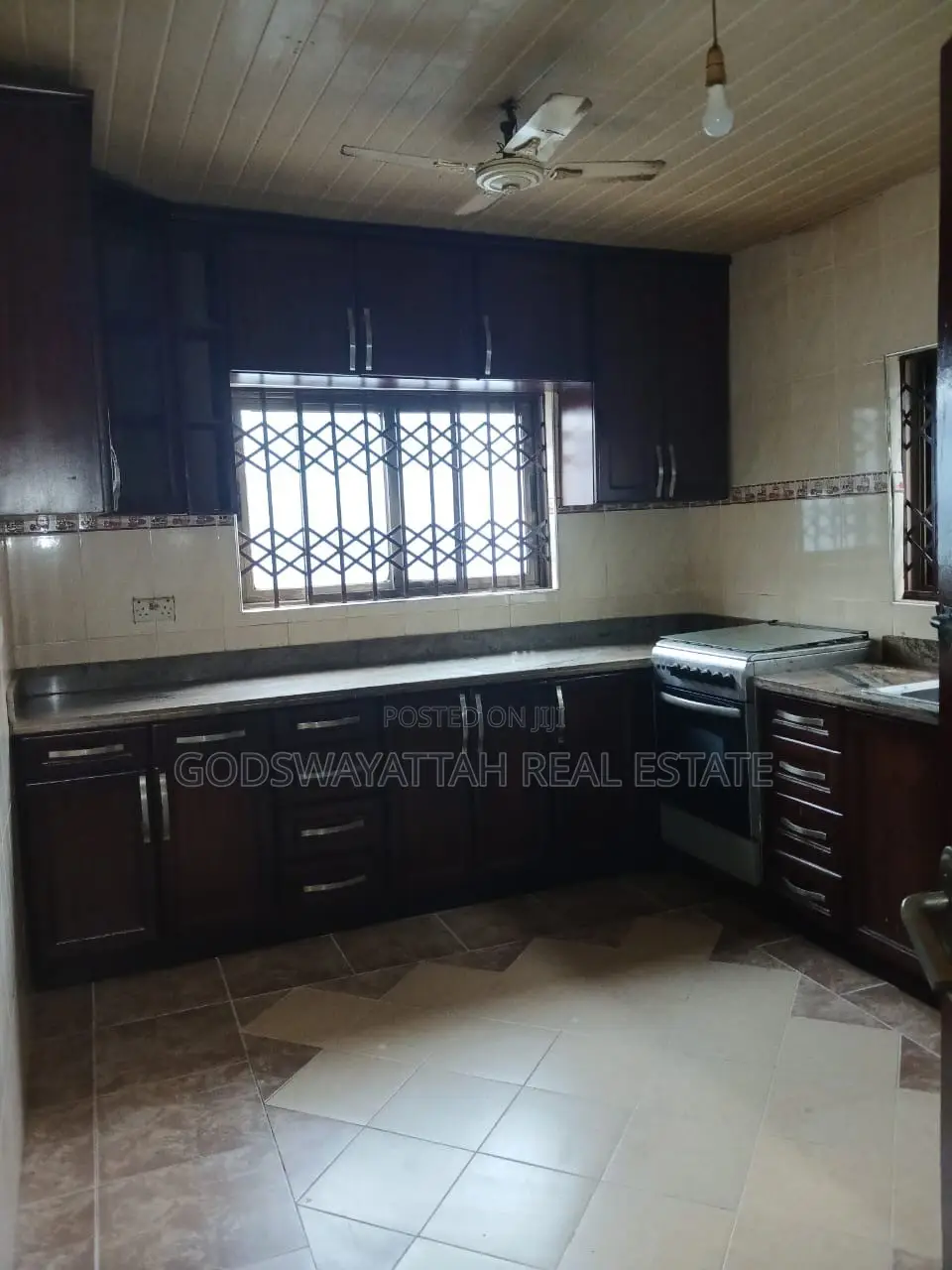 3bdrm House in East Legon, Adjiriganor for rent