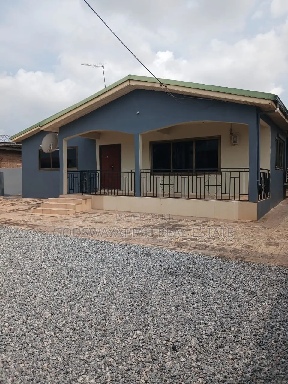 3bdrm House in East Legon, Adjiriganor for rent