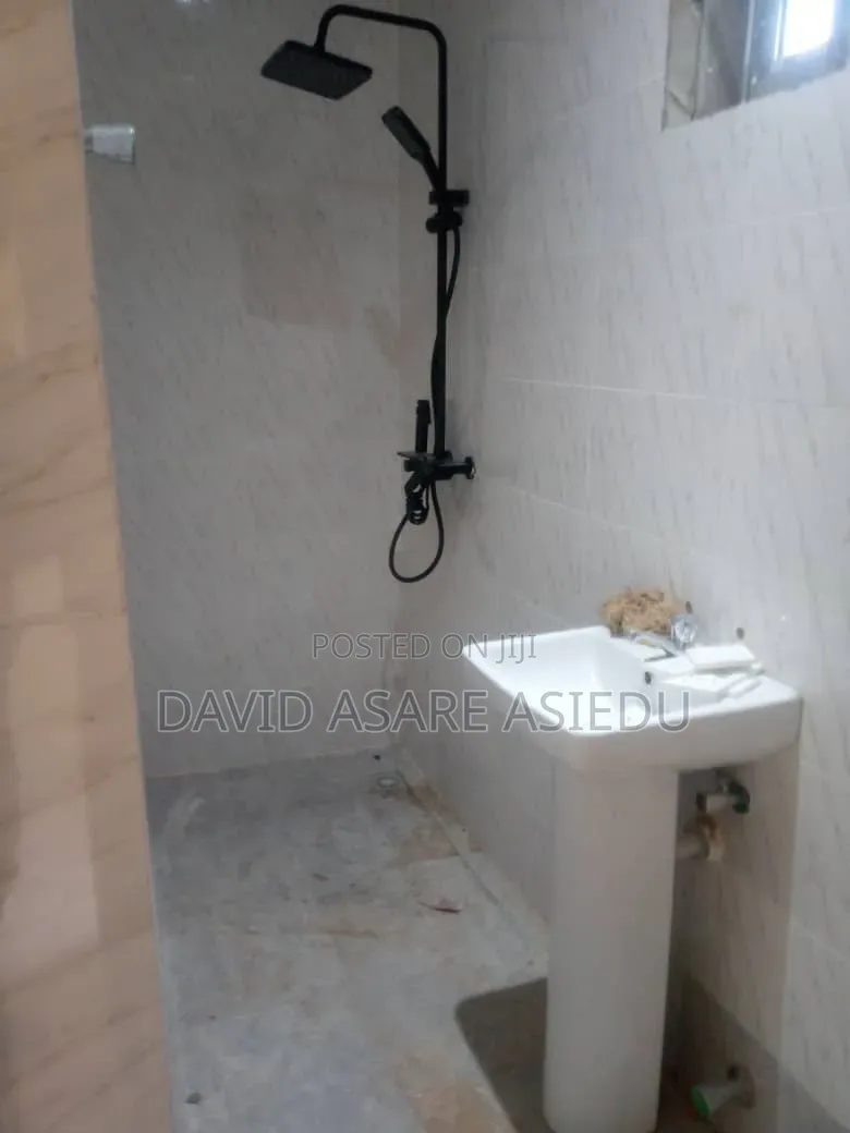Single Room Self Contained for Rent