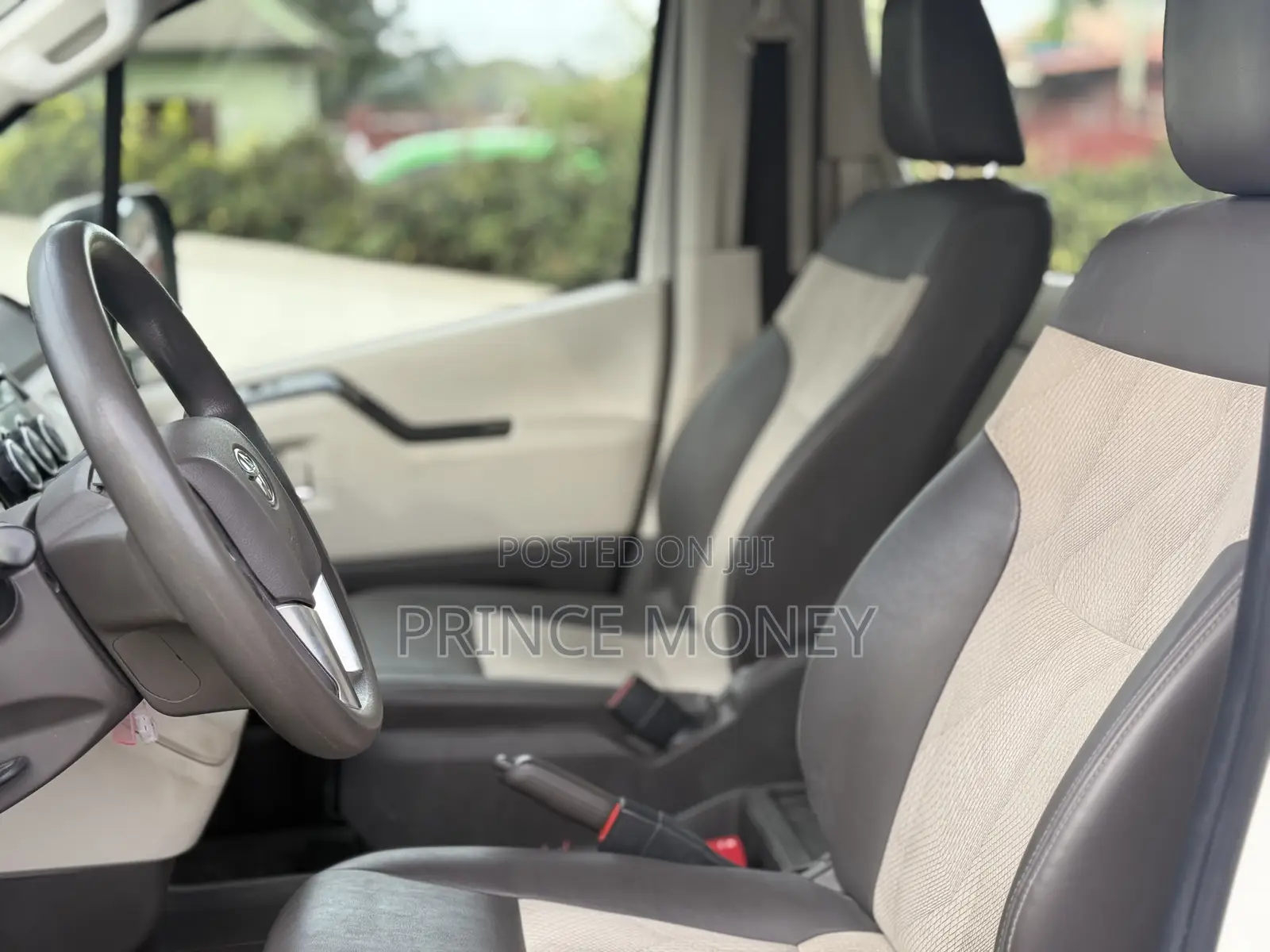 Toyota HiAce 2023 White