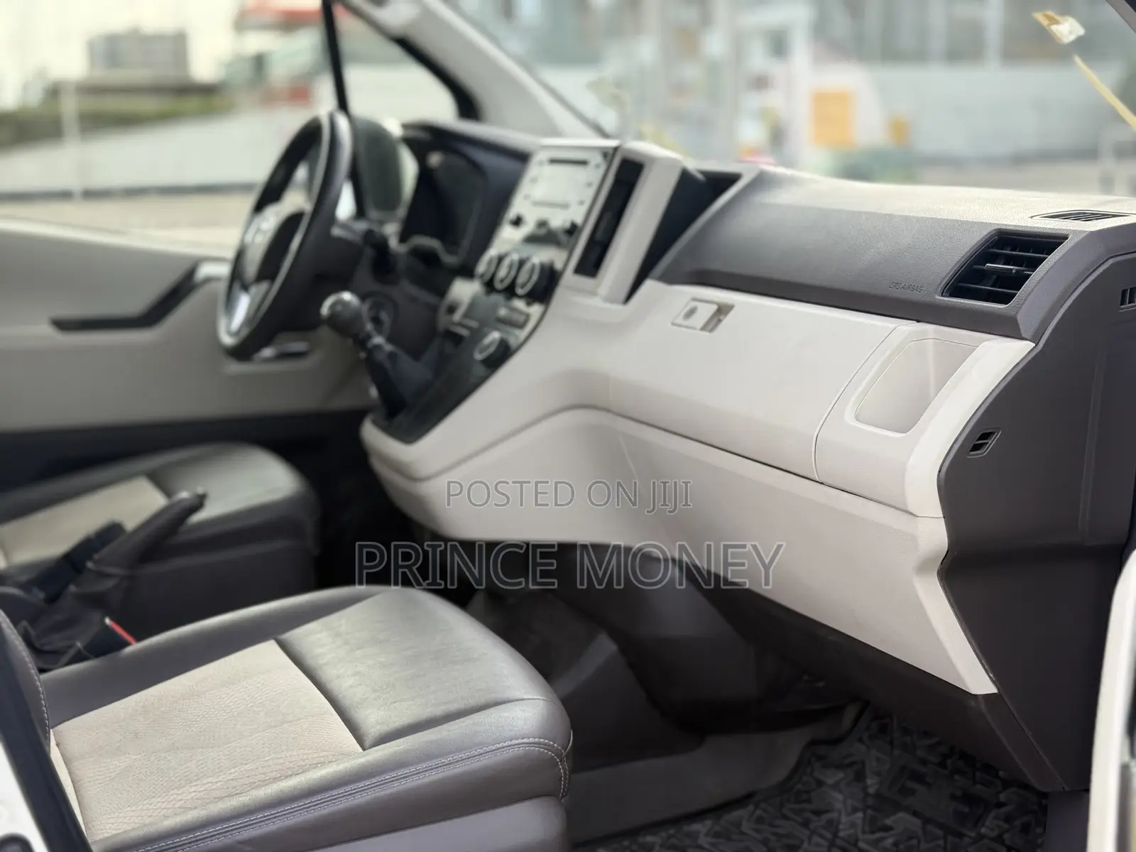 Toyota HiAce 2023 White