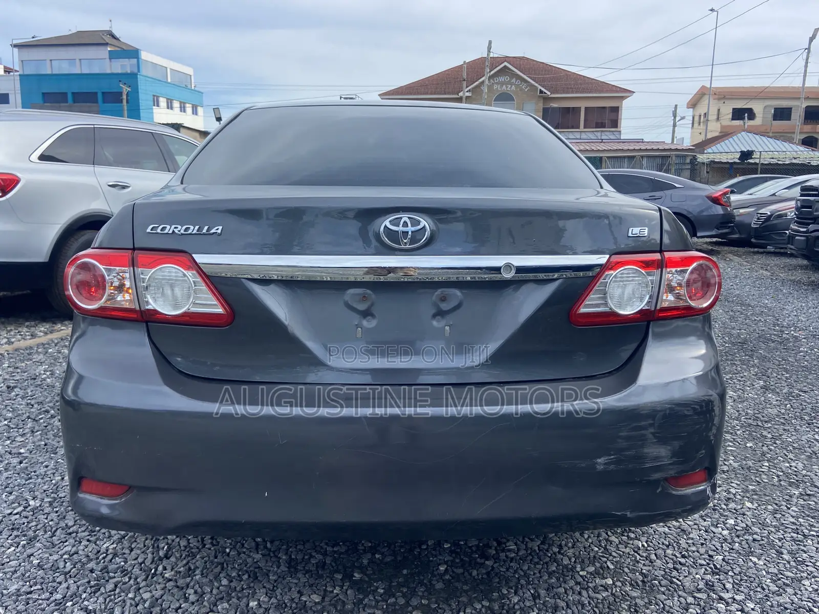 Toyota Corolla LE 4dr Sedan (1.8L 4cyl 4A) 2013 Gray
