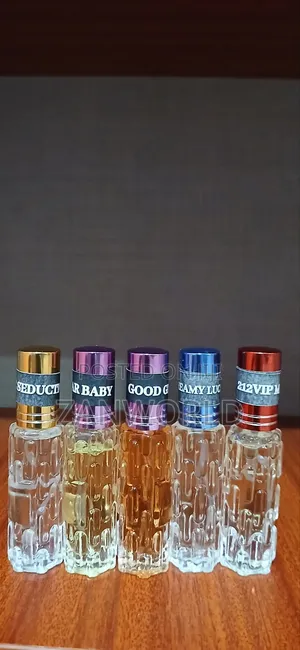 100%undiluted Perfume Oils.